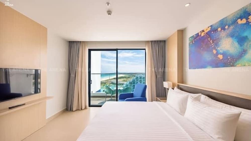 Cam Ranh Beach Resort near The Airport Premier Room, Beach View 4