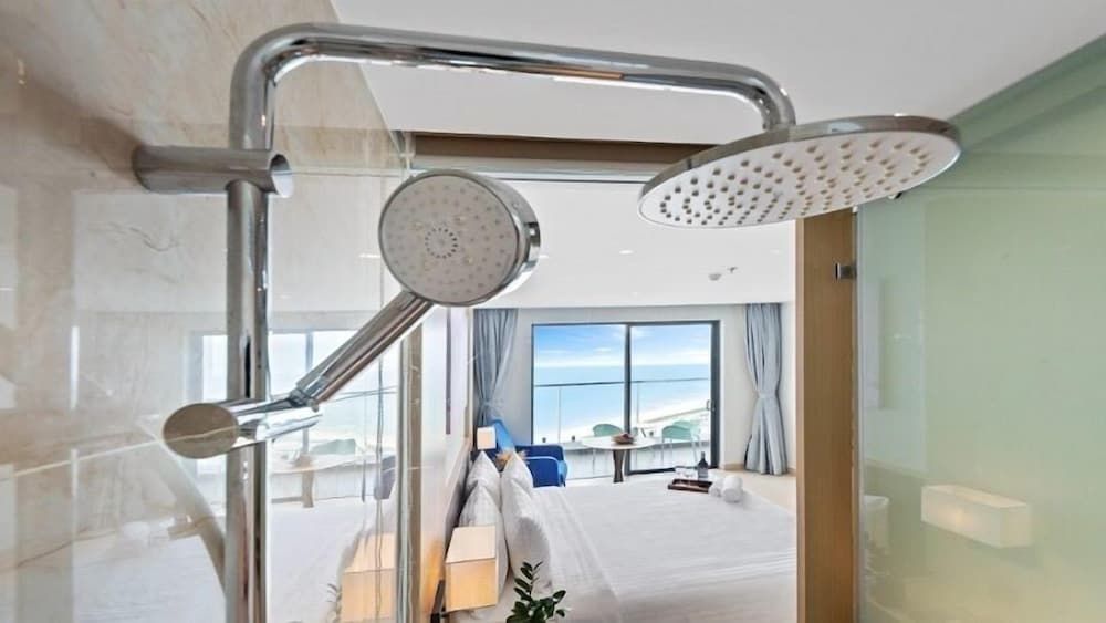 Cam Ranh Sea view Resort Premier Double Room, 1 King Bed, Ocean View 13