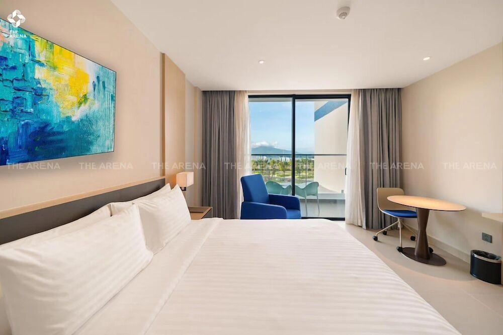 Cam Ranh Sea view Resort Premier Double Room, 1 King Bed, Ocean View 4