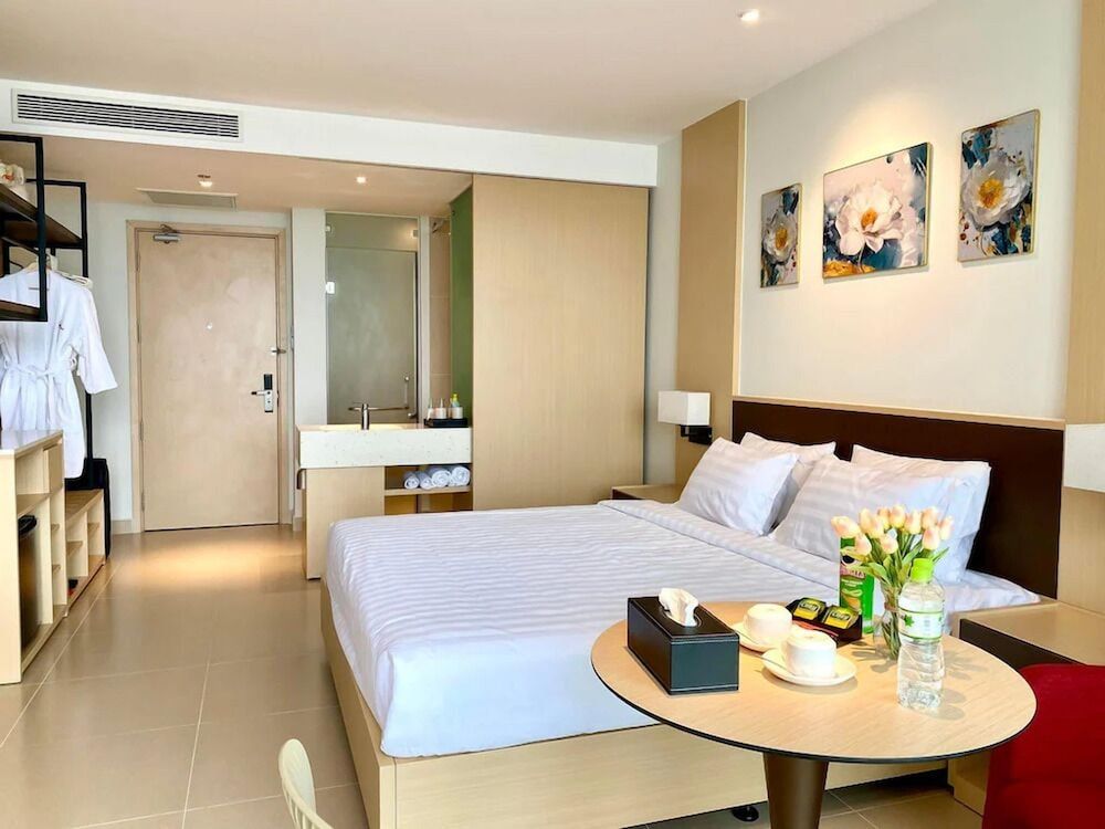 Cam Ranh Sea view Resort Standard Double Room, 1 Bedroom, Garden View 3