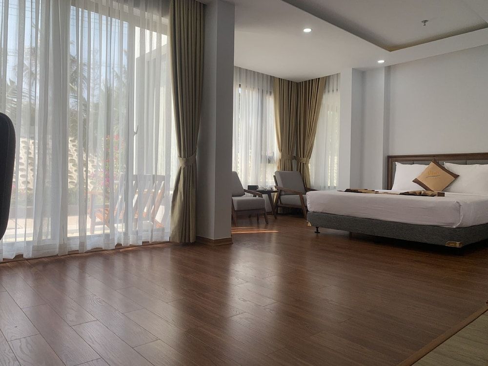 BO BIEN VANG HOTEL Deluxe Double Room, 1 King Bed, Hill View 11