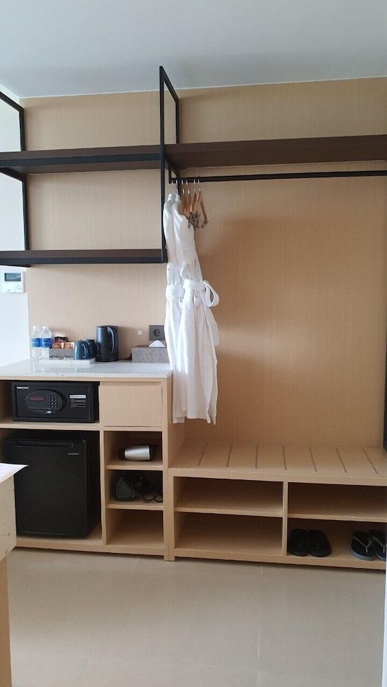 Cam Ranh Beach Resort Nha Trang Deluxe Double Room, Multiple Beds, Beach View 5