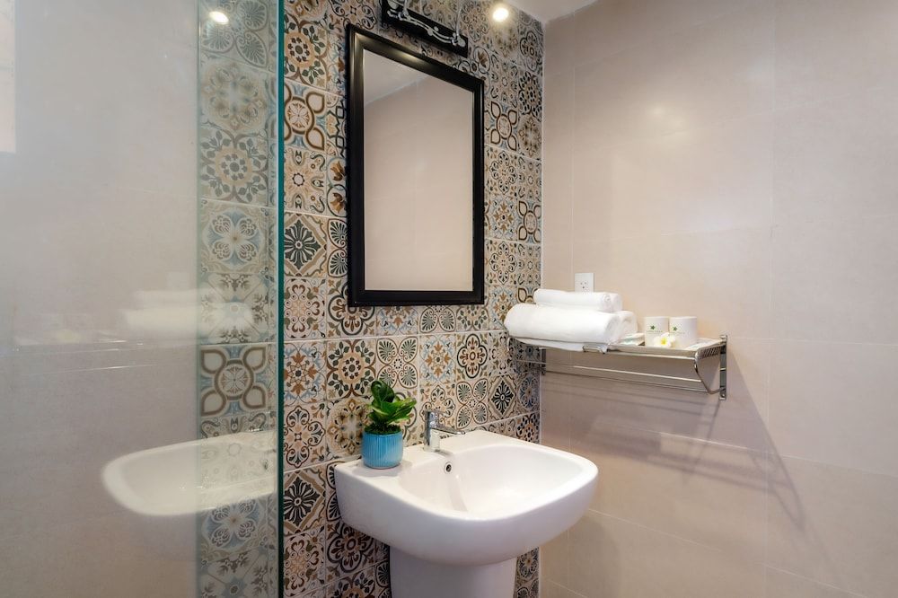 Ong Tam Villa Deluxe Double Room Single Use 4