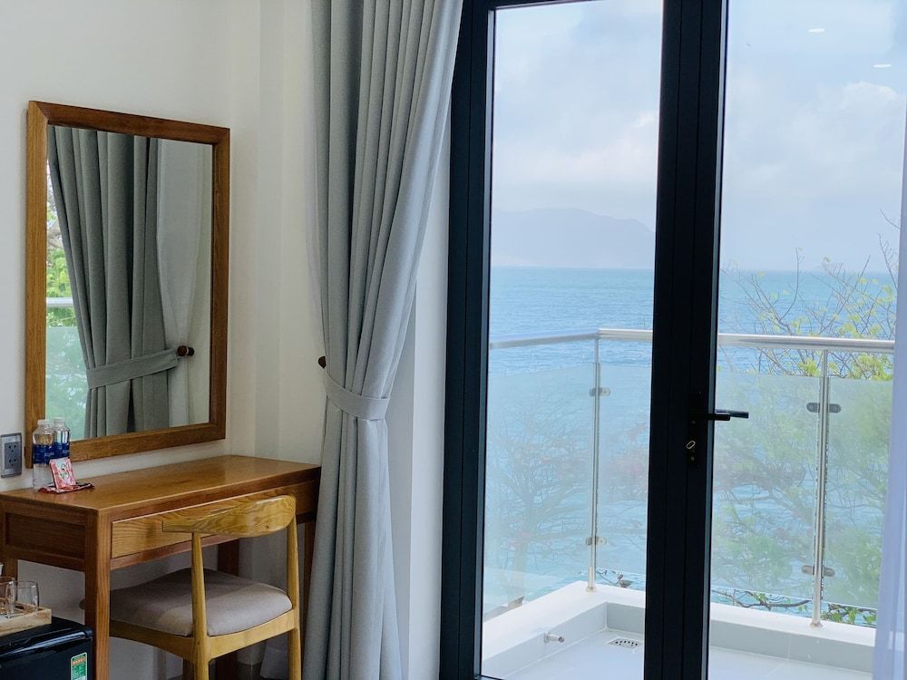 Golden Rose Hotel Con Dao Deluxe Double Room 2