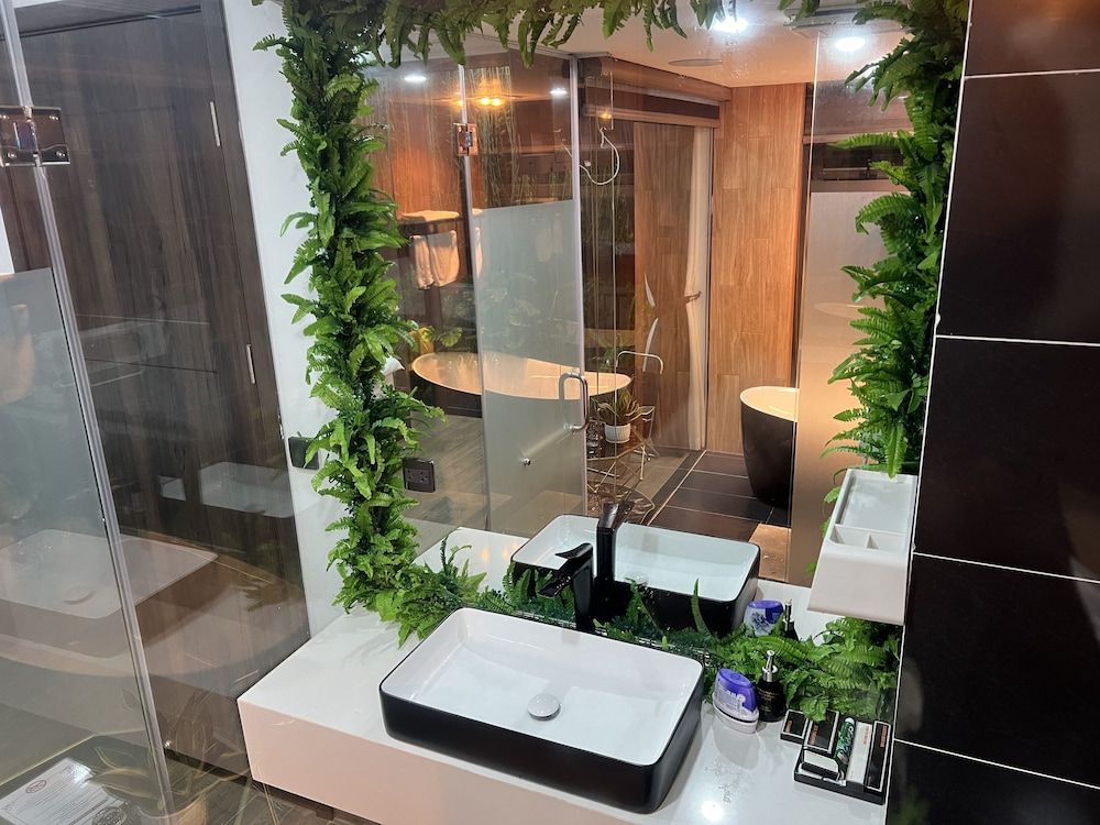 HALO ME Villa Family Single Room, 1 King Bed, Private Bathroom, Garden View 7