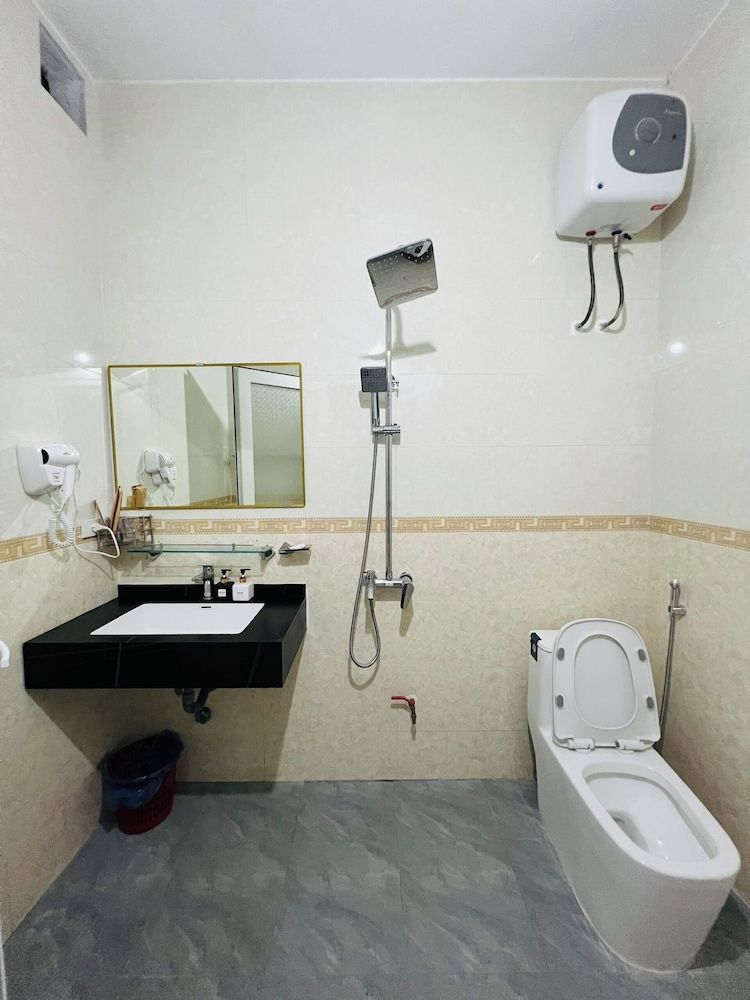 Peaceful Mountain Hotel Family Room, Multiple Beds, Non Smoking 5