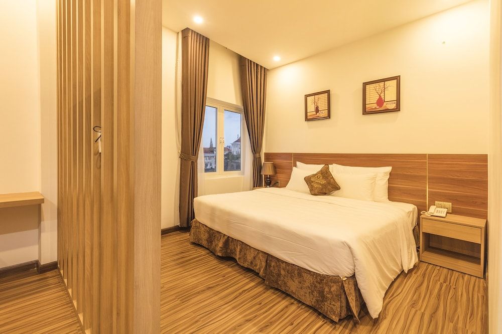 Deluxe Double or Twin Room