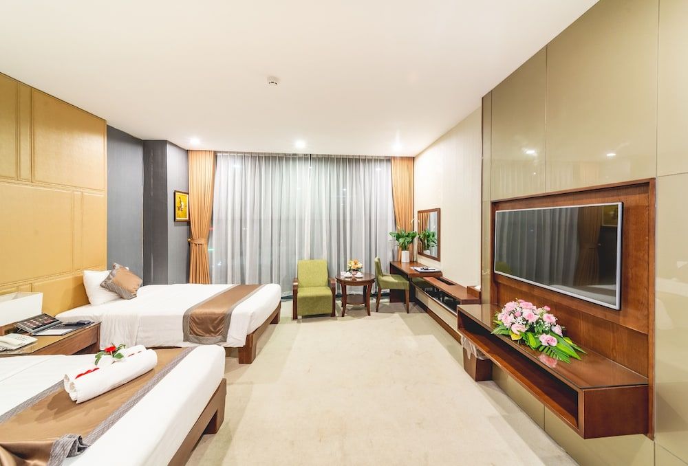 Bien Bac Hotel Deluxe Triple Room 8