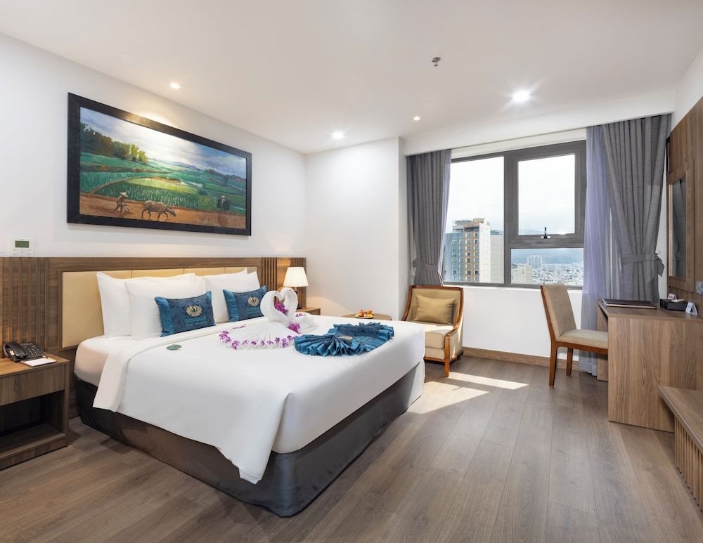 Deluxe Double Room, City View
