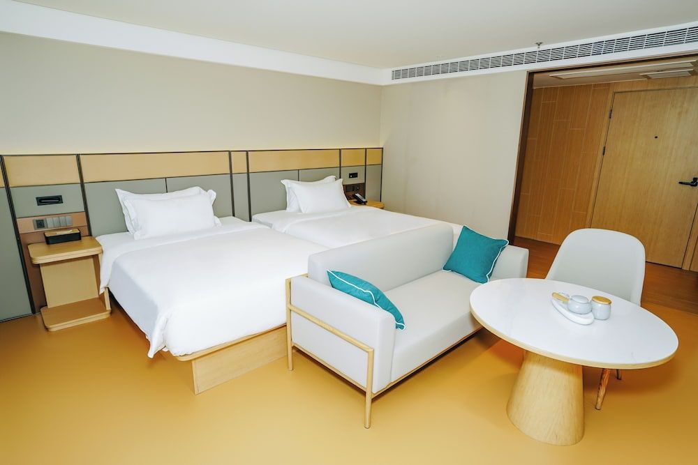 Luxury Twin Room, Balcony, City View