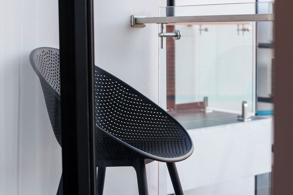 iThaphae Hotel Standard Double Room, Balcony, City View 5