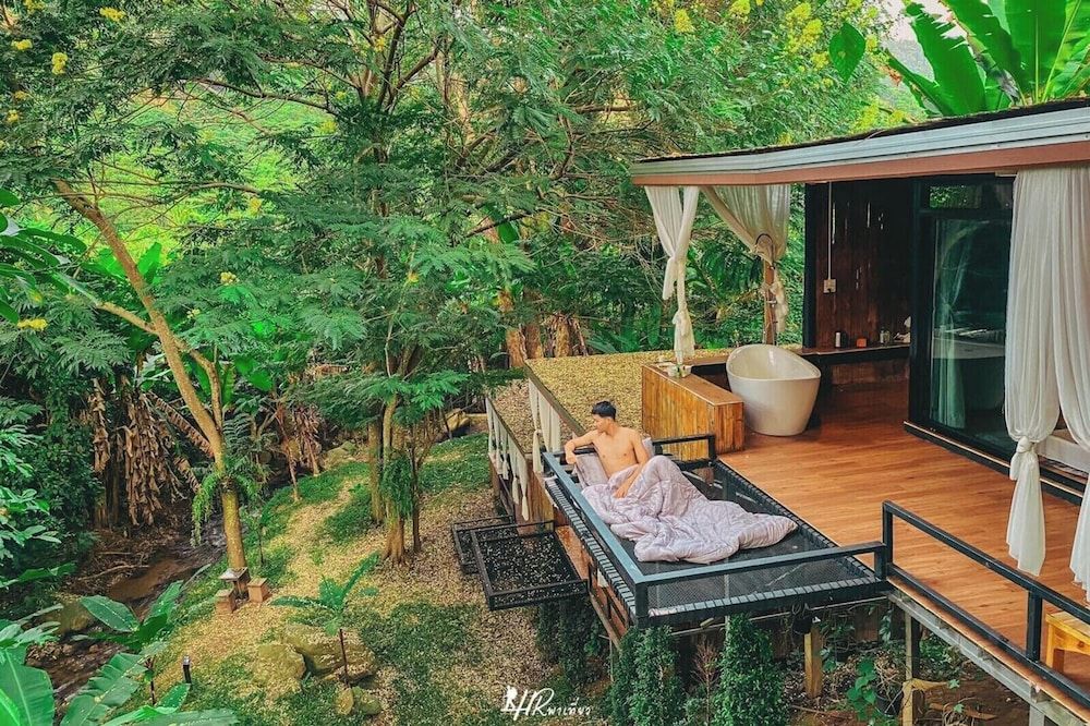 Phuthara klangdong Basic House, Lanai, River View 5