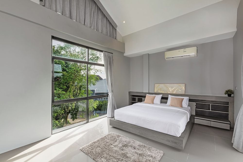 Standard Villa