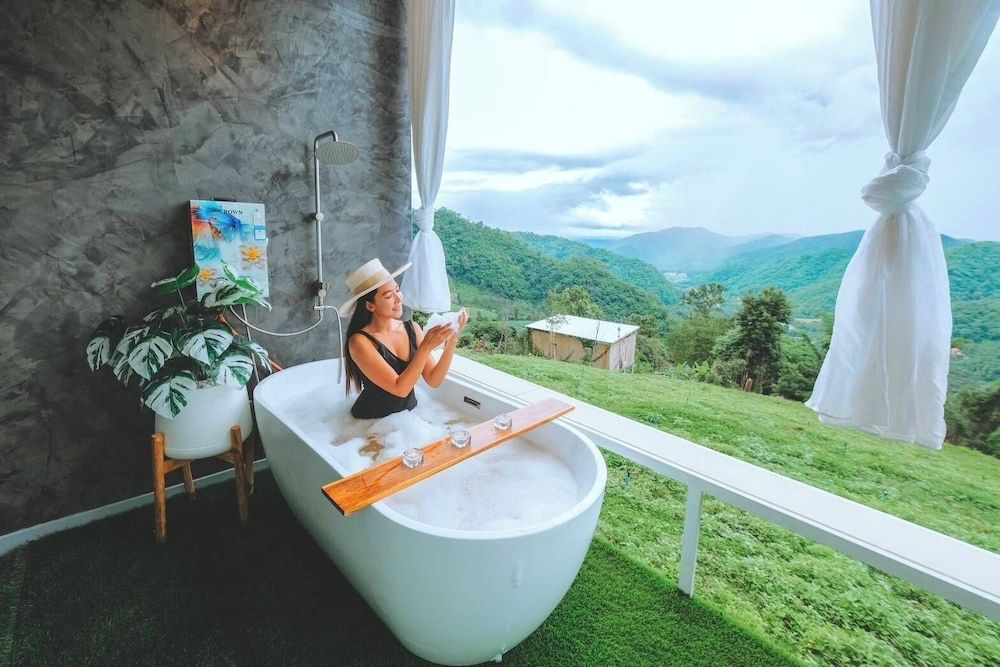 Night Sky Homestay Deluxe Double Room, Balcony 6