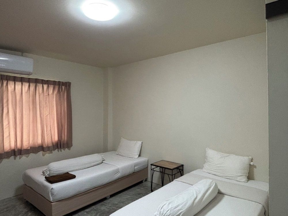 LITHAI BOUTIQUE HOTEL Standard Twin Room 2