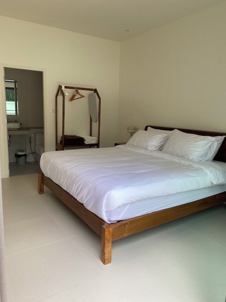 Passara Villas Family Villa, Courtyard View 10