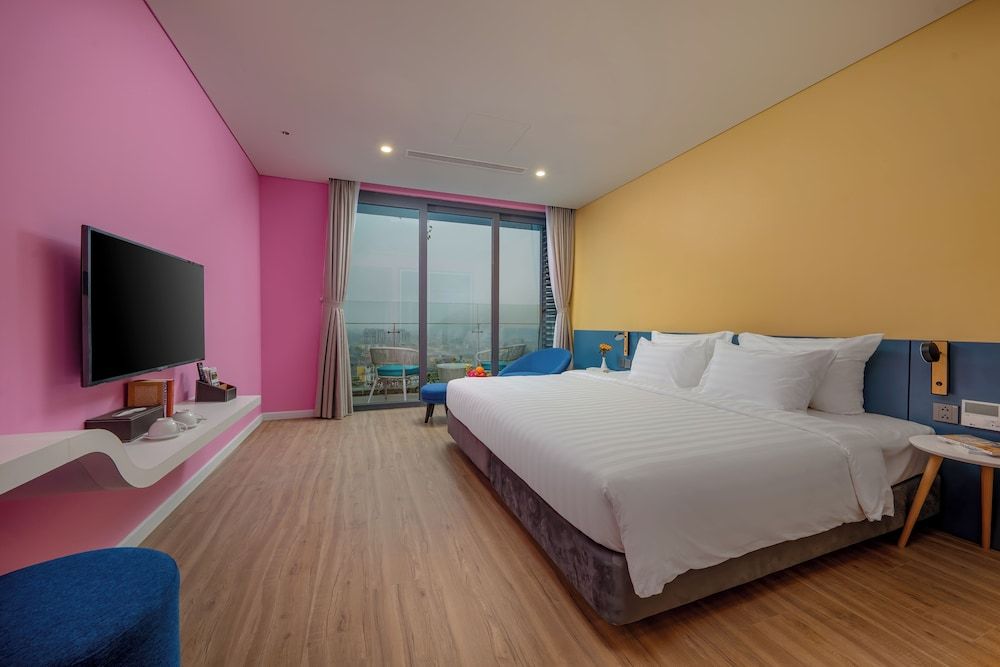 Deluxe King Room