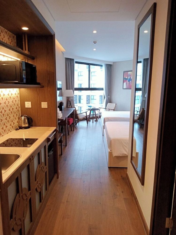 Family Quadruple Room, Pool View