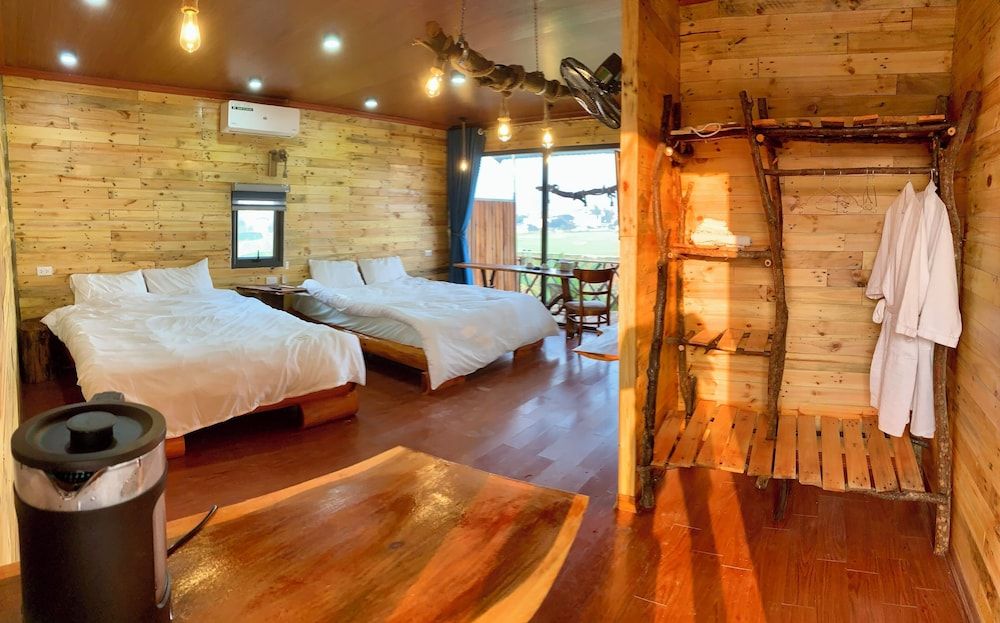 Premium Quadruple Room, 2 Queen Beds, Valley View