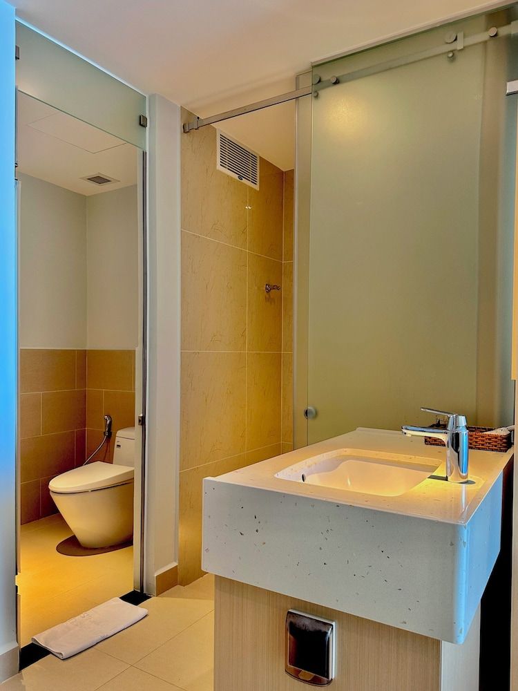 Hammi Seaview Deluxe Double or Twin Room, Partial Sea View 8