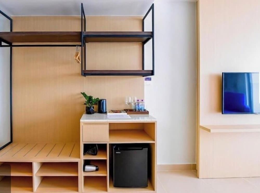 Hammi Seaview Deluxe Double or Twin Room, Partial Sea View 4