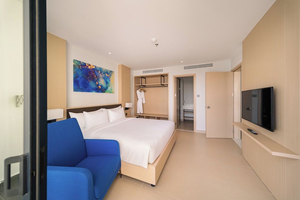Hammi Seaview Family Studio Suite, Partial Ocean View 3