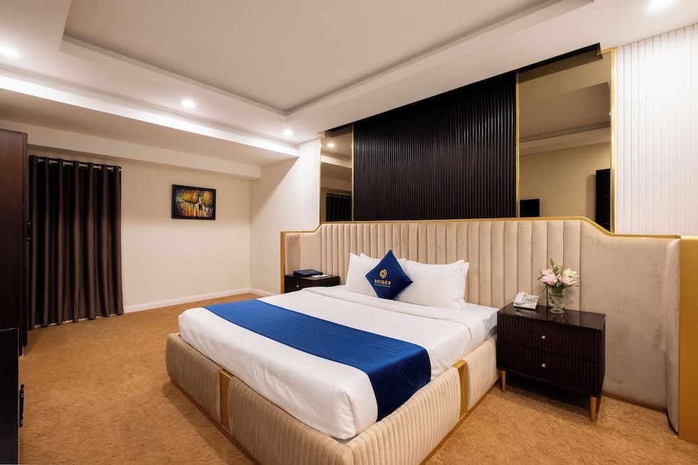 Presidential Suite, Multiple Beds, City View