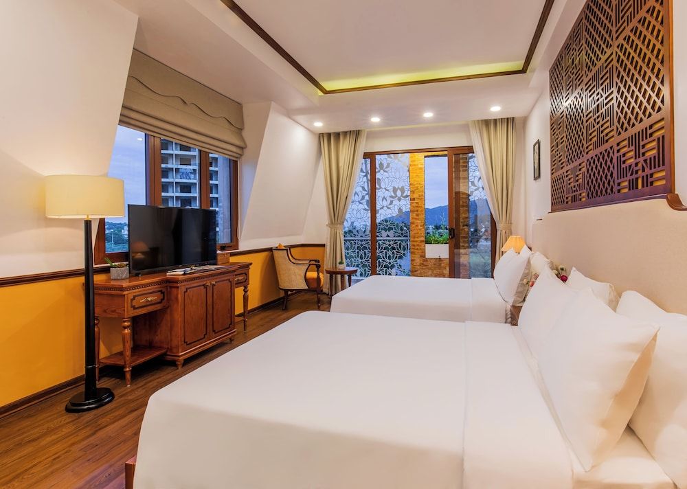 Family Quadruple Room, Balcony, City View