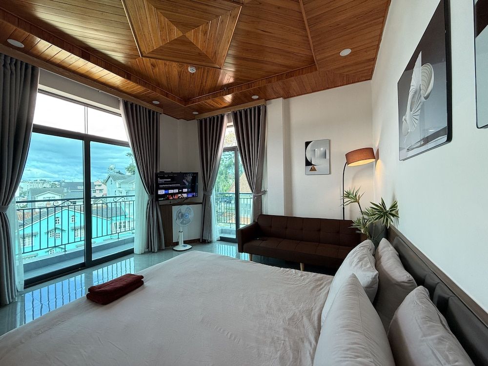 Executive Room, Balcony