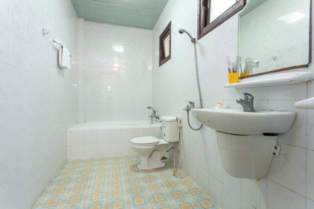 Cua Dai Beach Hotel Double Room 4