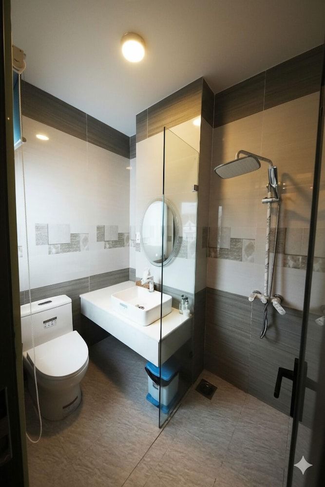 Vô Tư Hotel Deluxe Double Room 4