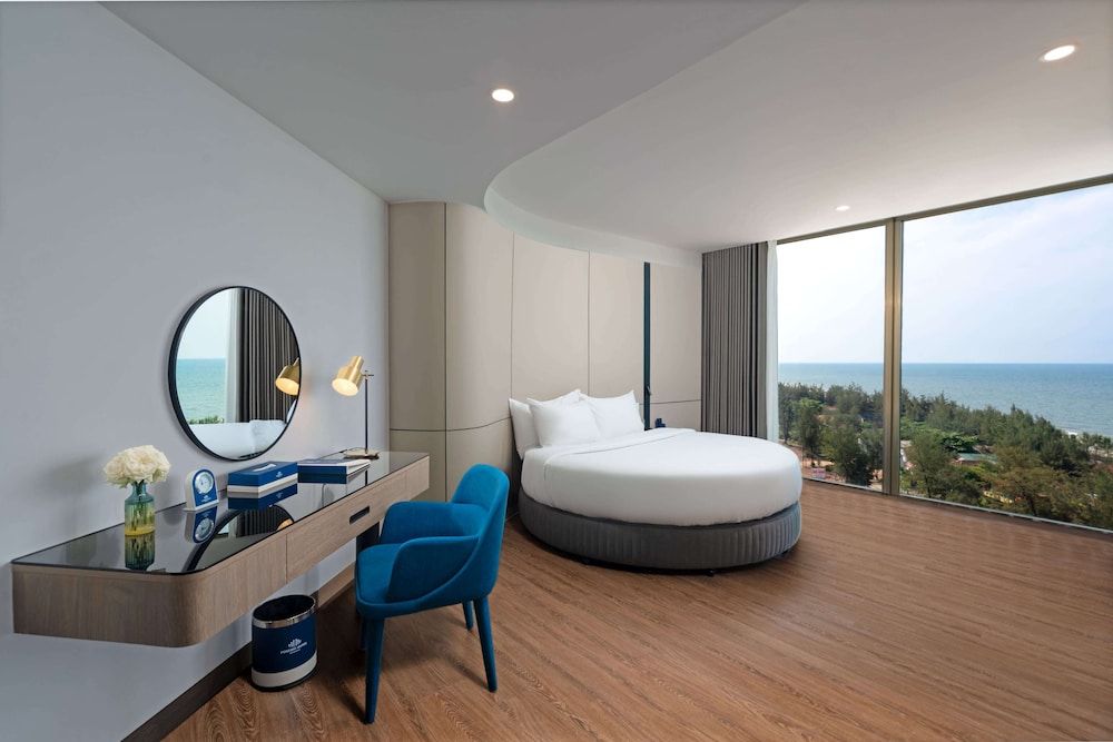 Poseido Hotel Quang Binh Luxury Double Room, Ocean View 2