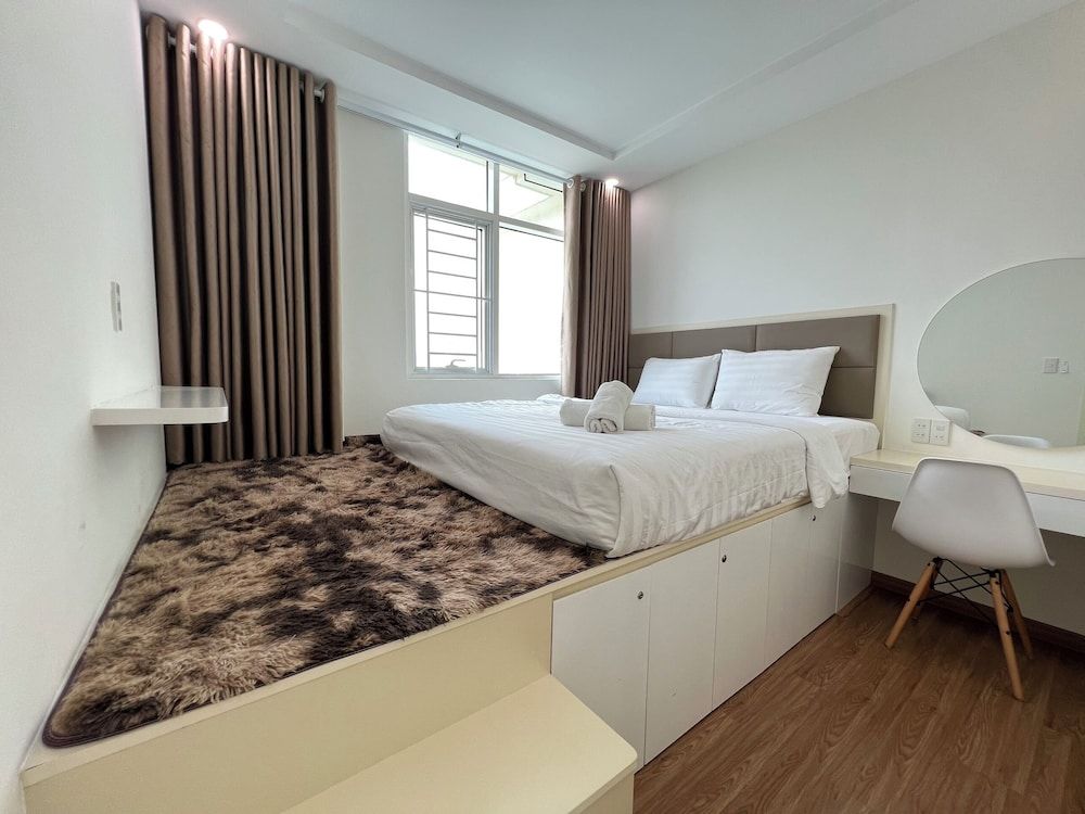 Family Apartment, 3 Bedrooms, Balcony, Beach View