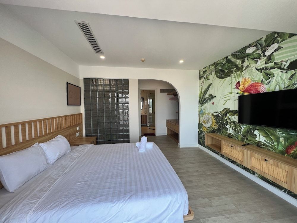 City Apartment, 2 Bedrooms, Beach View, Executive Level