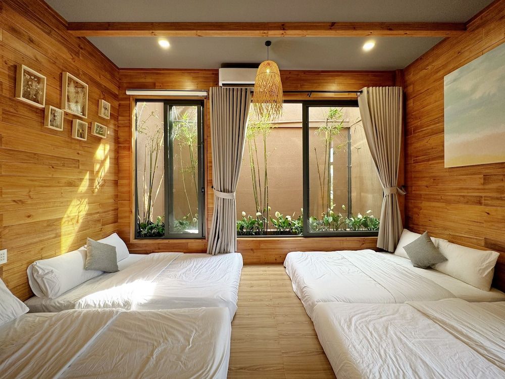 Apartment, Balcony, Courtyard View