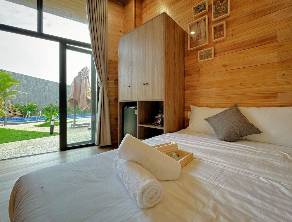 Vanilla Ho Tram Homestay Double Room 7