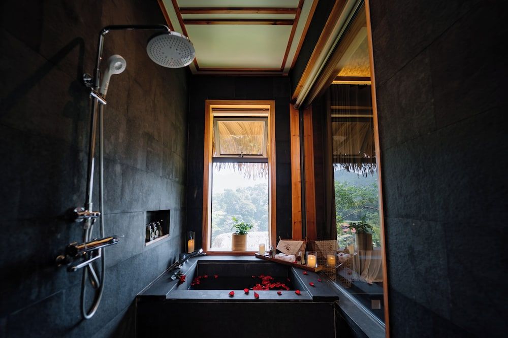 An Châng Retreat & Spa Romantic Bungalow, Balcony, Mountain View 4