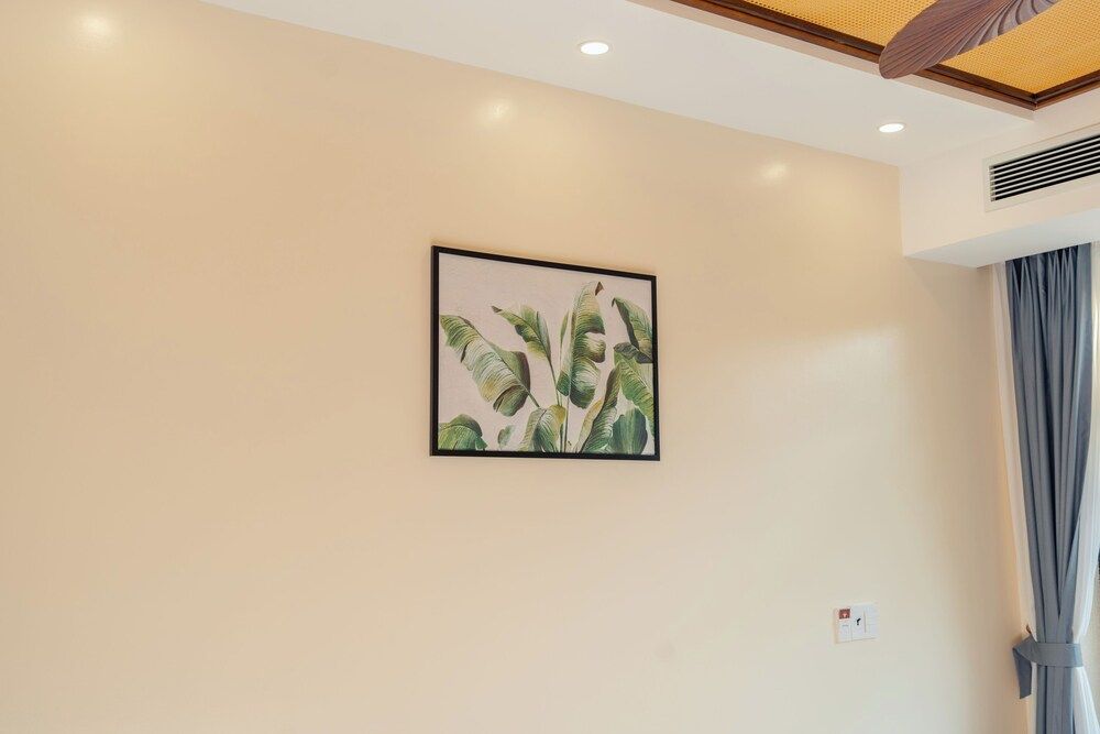 Victory Homestay Deluxe Double Room, Pool View 6