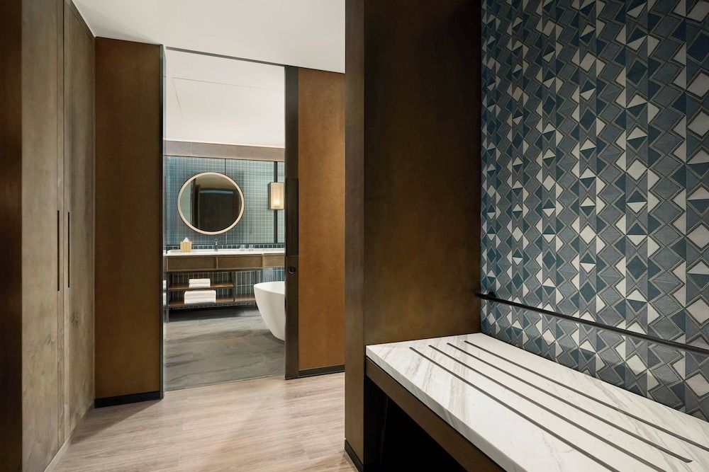 Four Points By Sheraton Ha Giang Executive Suite, 1 King Bed 4