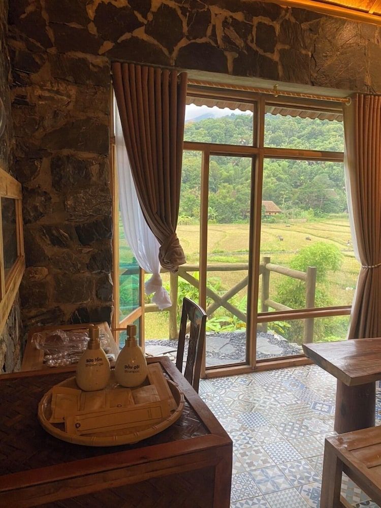 Ha Giang Ecolodge Deluxe Double or Twin Room, Hill View 6