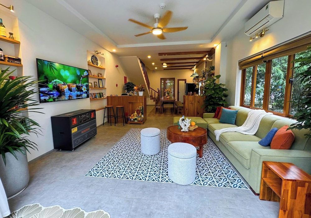 Luxury Suite, Garden View