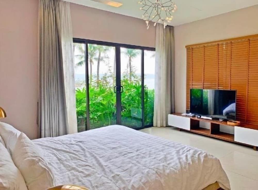 Flamingos Dai Lai Resort Luxury Family Villa 4