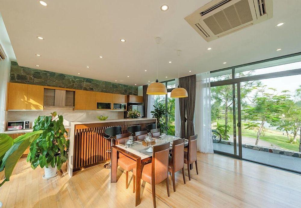 Flamingos Dai Lai Resort Luxury Family Villa 9