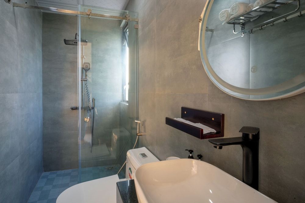 The Saltfield Hoi An Villa Deluxe Double Room, Pool View 11