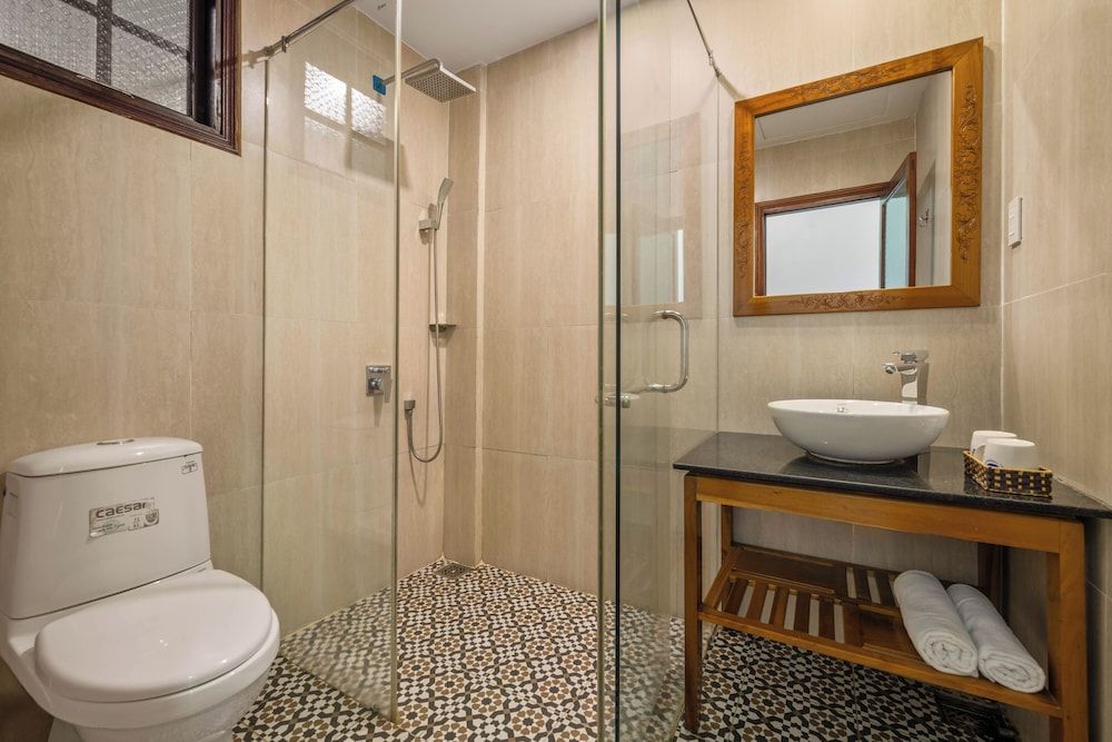 Ancient HoiAn Hotel Superior Triple Room 2