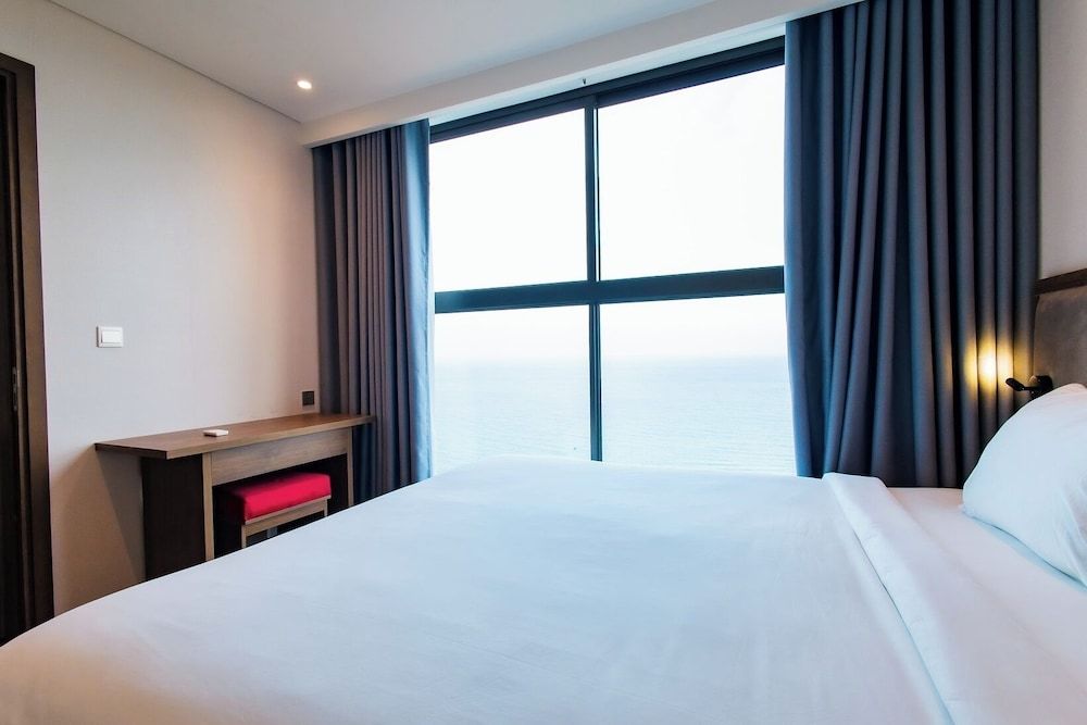 APEC CONTINENTAL CONDOTEL Family Apartment, 2 Bedrooms, Sea View, Sea Facing 5