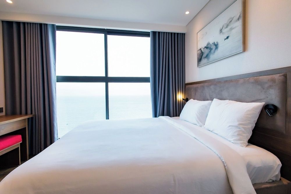 APEC CONTINENTAL CONDOTEL Family Apartment, 2 Bedrooms, Sea View, Sea Facing 4