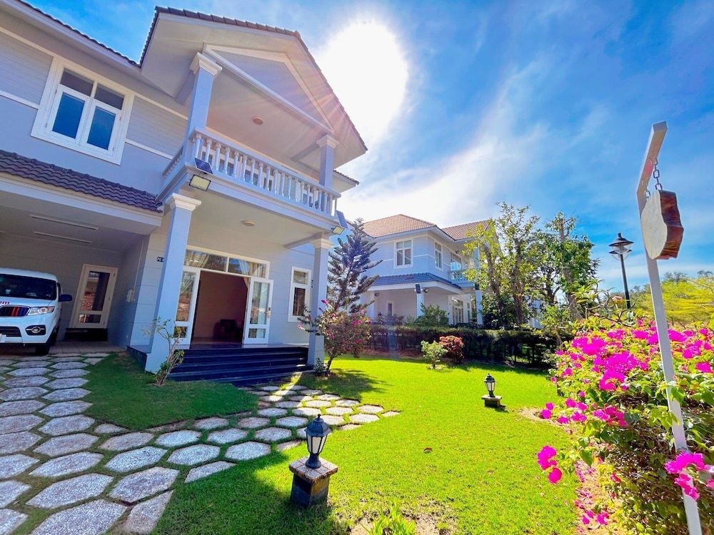 Deluxe Villa, 4 Bedrooms, Balcony, Garden View