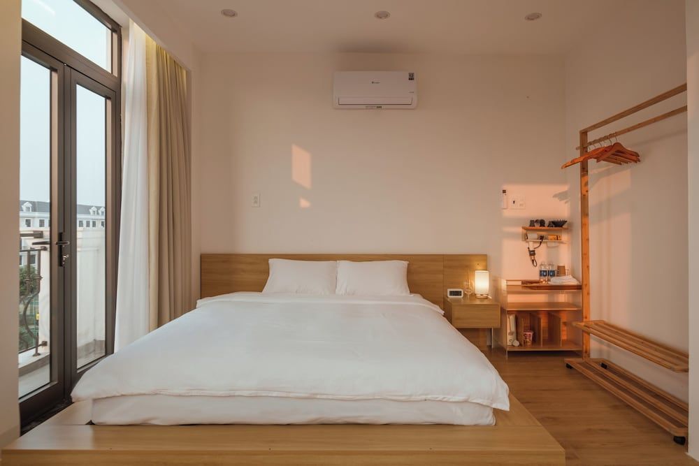 Homestay & Hotel Concept Maison Deluxe Room, Balcony 4