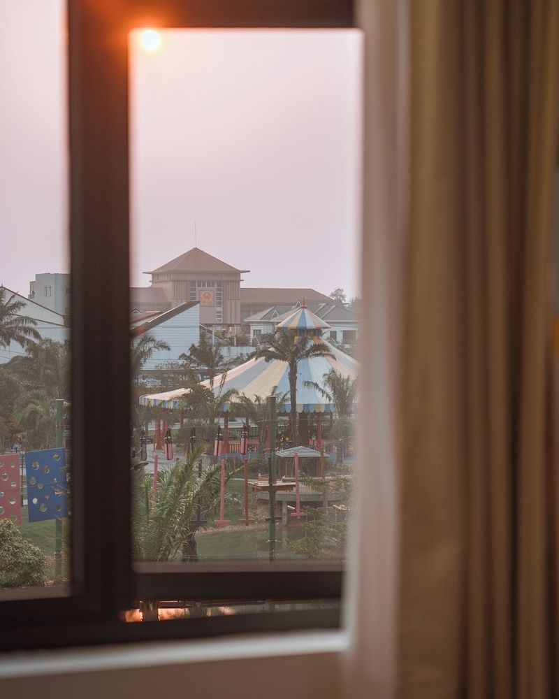 Homestay & Hotel Concept Maison Deluxe Room, Balcony 7